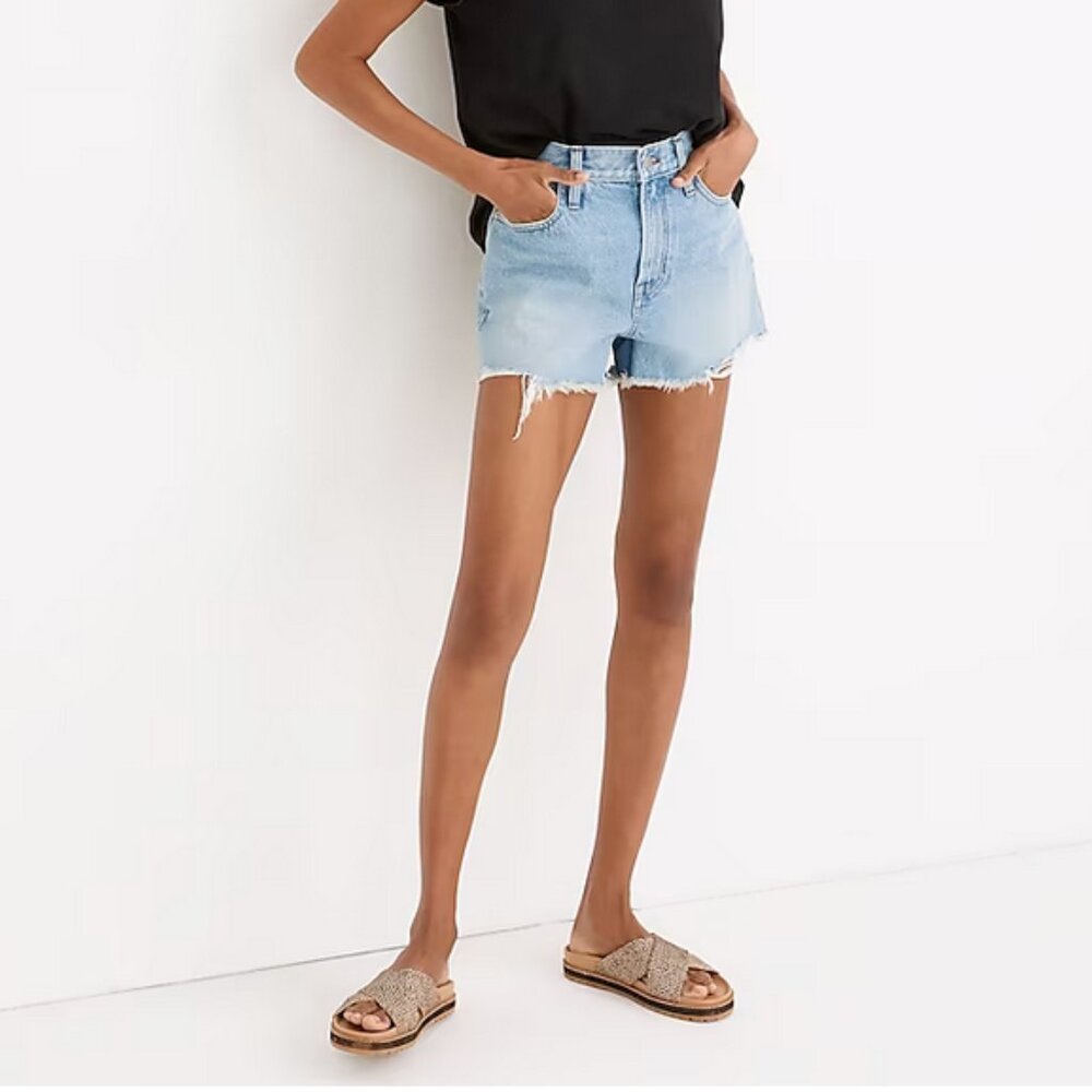 Madewell the perfect jean short in hedrick wash high rise jean shorts size 24